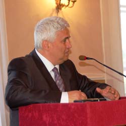 Zoran Mladenovic